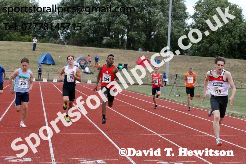Boys under-15s 300 metres, 2018 Northern Under-17s/U-15s/U-13s Champs., Wavertree Athletics Centre, Liverpool. Photo: David T. Hewitson/Sports for All Pics
